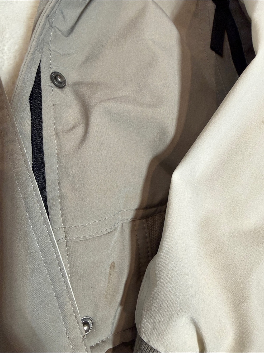 Hollister White and Grey Jacket - Picture 3 of 12